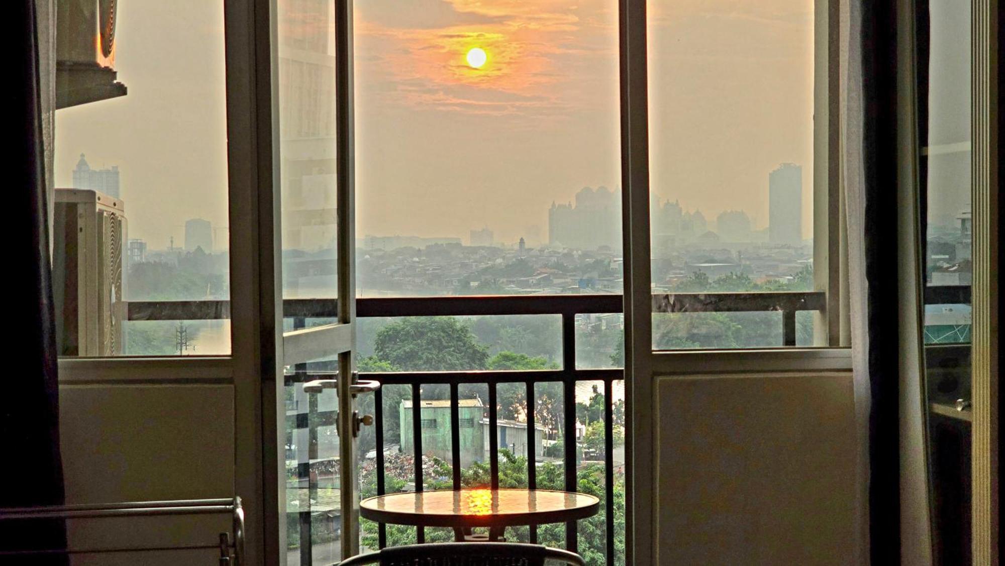 Amazing View Apartment At Kemayoran Jiexpo -Min Stay 3 Nights- Dżakarta Zewnętrze zdjęcie